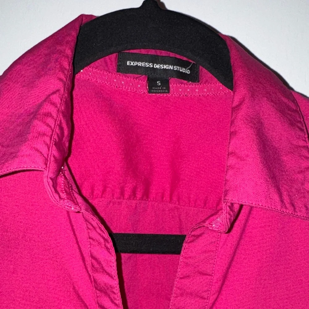 Express Fuchsia Button-Down Shirt - Picture 3 of 3
